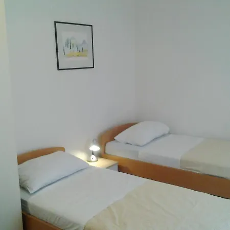 With A Parking Space - Diklo, - 5795