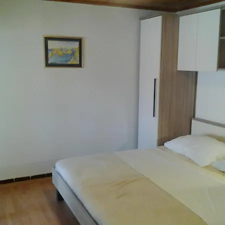 With A Parking Space - Diklo, - 5795 * Zara