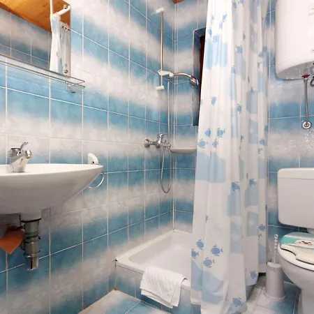 With A Parking Space - Diklo, - 5795